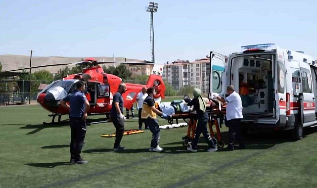 Malatya'da hava ambulansı 19 yaşındaki hasta için havalandı