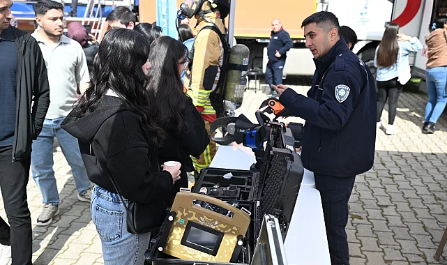 Manisa Büyükşehir'den "Afetlerde İnsan Olmak" sempozyumuna destek