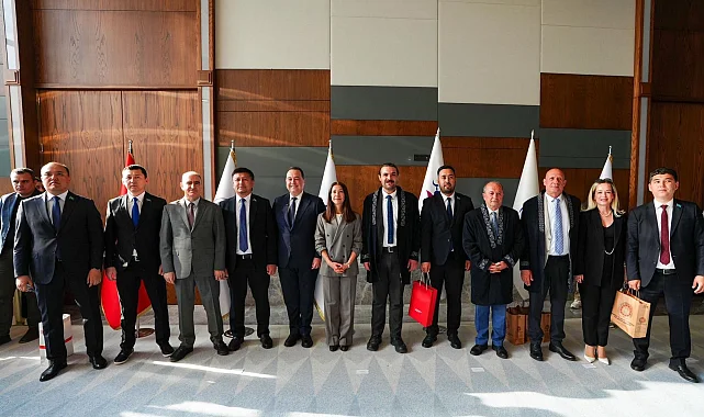 Manisa'da dünya kültürleri aynı sofrada buluştu