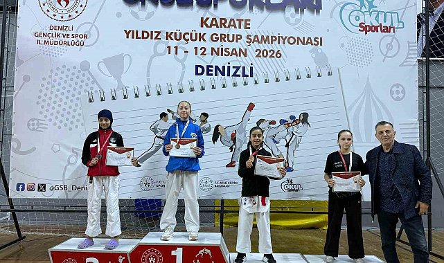 Manisalı karateciler Denizli'de fırtına gibi esti