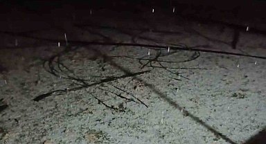 Mersin'de dolu yağışı etkili oldu