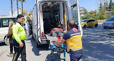 Minibüslerin çarpıştığı kazada sürücüler yaralandı