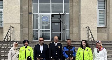 Minik öğrencilerden Beyşehir Emniyetine sürpriz