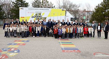 Miniklere 'Güvenli Gelecek' eğitimi