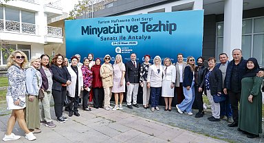 "Minyatür ve Tezhip Sanatı ile Antalya Sergisi" açıldı