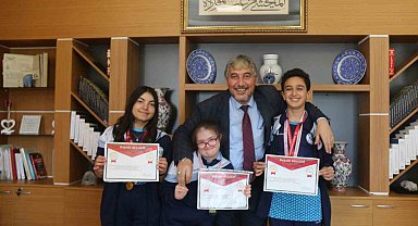 Müdür Yılmaz, şampiyon sporcuları tebrik etti