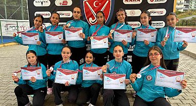 Muğla'nın yıldız kızları Türkiye finallerine adını yazdırdı