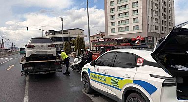 Mürekkep balığı egzozlu araç sürücüsüne ceza