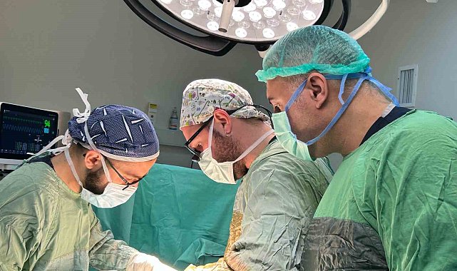 Muş'ta midesi delinen çocuk ameliyatla sağlığına kavuştu