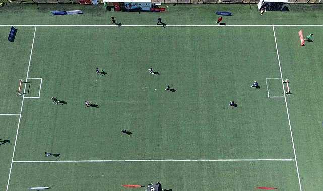 Muş'ta "Gençler Sahada, Gelecek Emniyette" turnuvası başladı