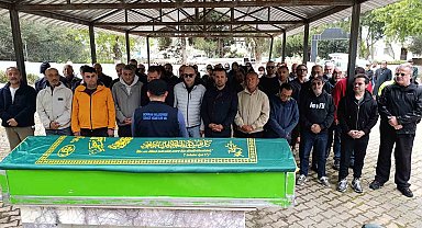 Müzisyen Kemal Cem Öcal, Bodrum'da son yolculuğuna uğurlandı