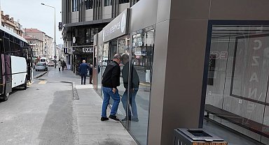 Nevşehir'de akıllı durak kazası kameralara yansıdı