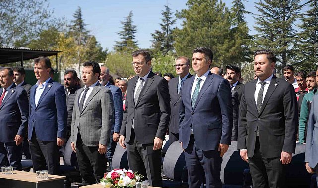 Niğde'de üreticilere tohum ve çilek fidesi desteği: 522 üreticiye dağıtım yapıldı