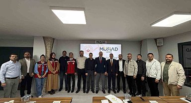 Niğde'de yeni evlenen çiftlere yeni doğan destek çantası desteği