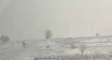 Nisan'da kar sürprizi, Kütahya-Altıntaş arası beyaza büründü