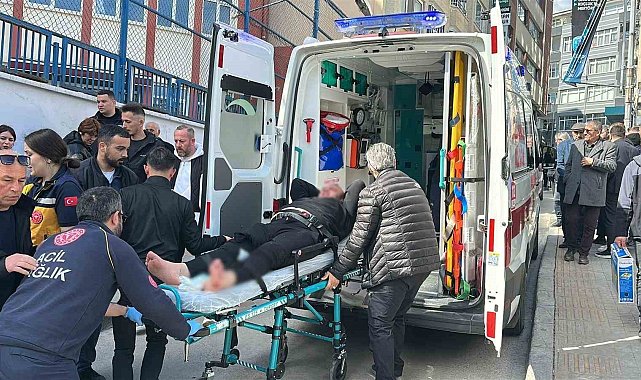Okul önünde silahlı saldırı: 2 yaralı