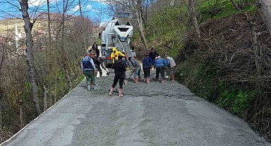 Ordu'da beton yol çalışmaları devam ediyor