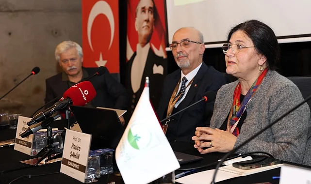 Osmangazi'de "Bursa'nın Yedi Yüzü" sempozyumu başladı