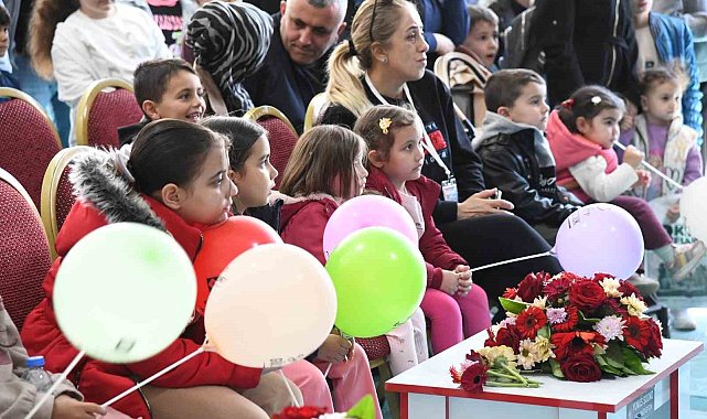 Osmaniye kitap fuarı ilk 3 günde 30 bin ziyaretçiyi ağırladı