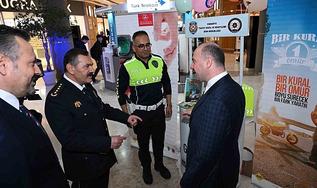 Osmaniye'de Polis Haftası'nda emniyetten bilgilendirme standı