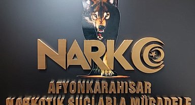 Otogarda otobüs bekleyen yolcu uyuşturucu ile yakalandı