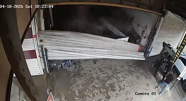 Otomatik kepengin tek darbeyle düştüğü anlar kamerada