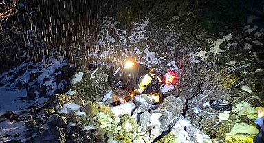 Otomobil şarampole yuvarlandı: 3 yaralı