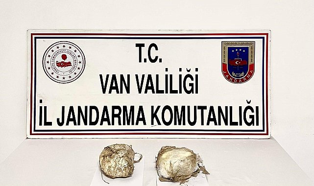 Özalp'te 4 kilo 270 gram afyon sakızı ele geçirildi