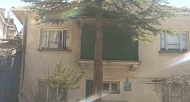 Pencereden düşen 3 yaşındaki çocuk yaralandı