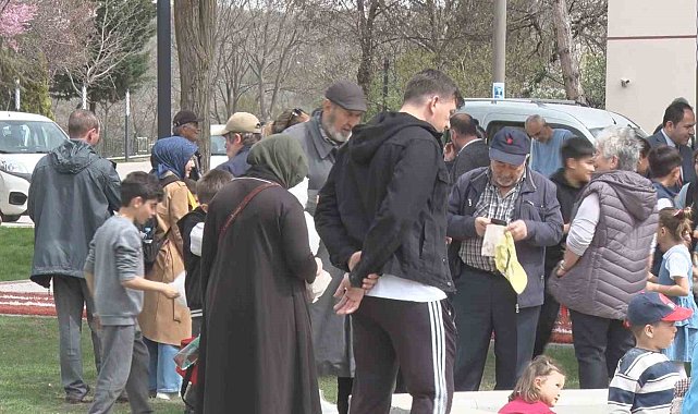 Pursaklar Belediye Başkanı Çetin: "Bir parkın aydınlık olması güvenliği de beraberinde getiriyor"