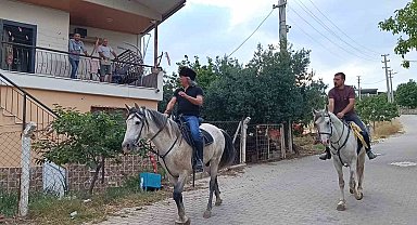 "Az daha çoktur" ile 10 yıllık birikimini sayfalara taşıdı