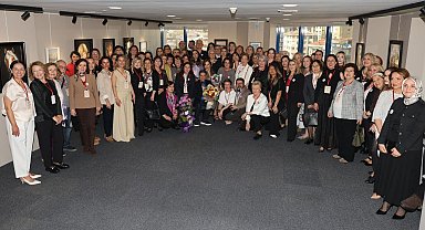 "Toz ve Işık" pastel sergisi kapılarını açtı