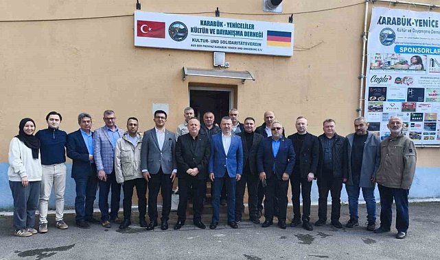 Rektör Kırışık Almanya'da Karabüklülerle bir araya geldi