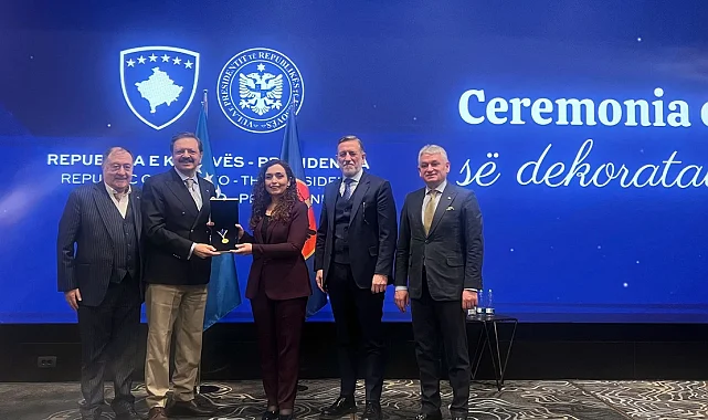 Rifat Hisarcıklıoğlu Kosova Cumhurbaşkanlığı Liyakat Madalyası