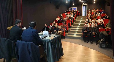 Şair Edip Cansever Ofis Sanat Merkezi'nde konuşuldu