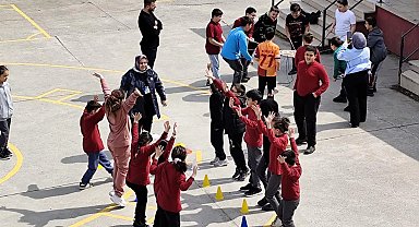 Sakarya'da "Tabletleri Kapat" projesiyle çocuklara çevrimdışı yaşam bilinci