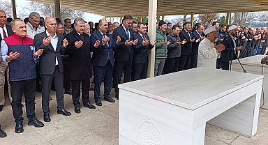 Saldırılarda hayatını kaybedenler için gıyabi cenaze namazı kılındı