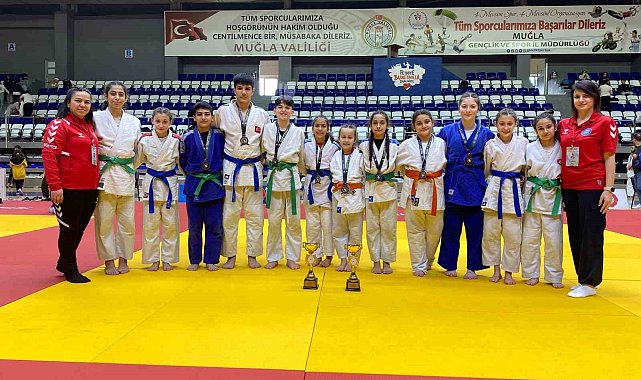 Salihlili judoculardan uluslararası başarı