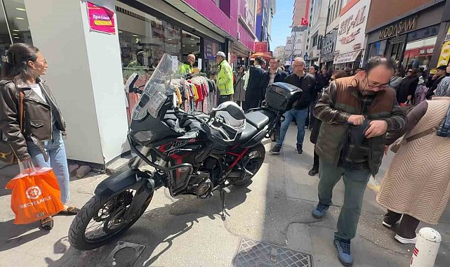 Samsun'da yunus polisleri kaza yaptı: 1 yaralı