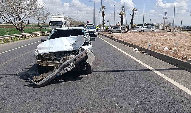 Şanlıurfa'da iki otomobil çarpıştı: 4 yaralı