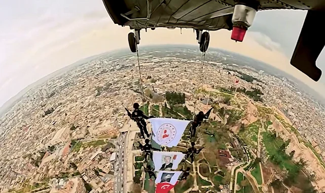 Şanlıurfa'da kurtuluşun 106. yılına özel gösteri