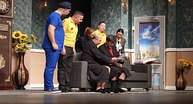 Şehir tiyatroları "Bugün git, yarın gel" oyunu ile perdelerini açtı