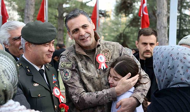 Şehit polisler mezarları başında anıldı