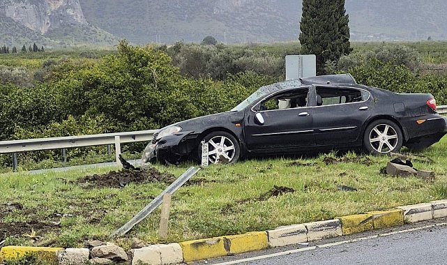 Selçuk'ta kaygan yolda zincirleme trafik kazası