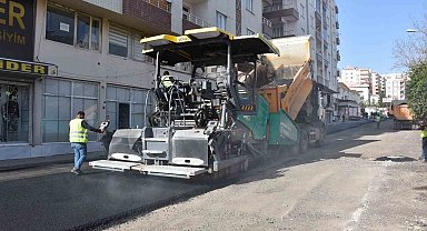 Siirt'te asfalt çalışmaları hız kesmeden devam ediyor