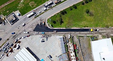 Siirt'te dev asfalt hamlesi: 26 bölgede 25 kilometrelik yol yenilenecek, 50 bin ton asfalt serilecek