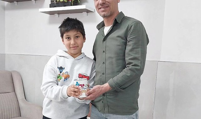 Simav'da minik yürekten büyük bağış