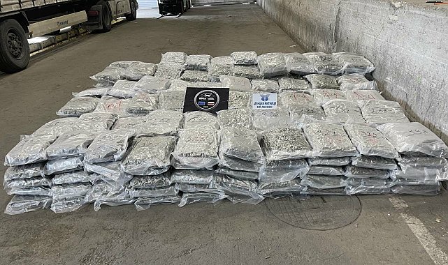 Sınırda dev operasyon: Çamaşır makinesine gizlenmiş 363 kilo eroin ele geçirildi