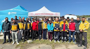 Sinop'ta ambulans sürücülerine havalimanında eğitim