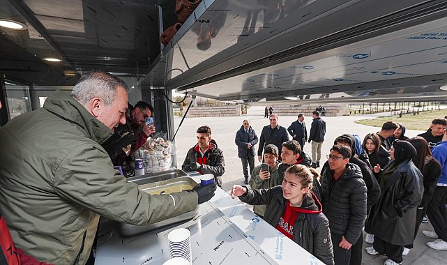 Sivas Belediyesi'nden öğrencilere beslenme desteği